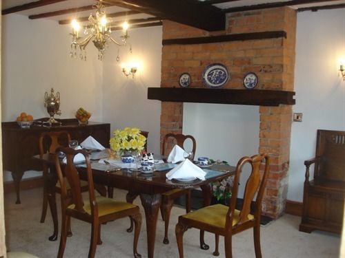 Bed and Breakfast Corner Farm Кру Экстерьер фото