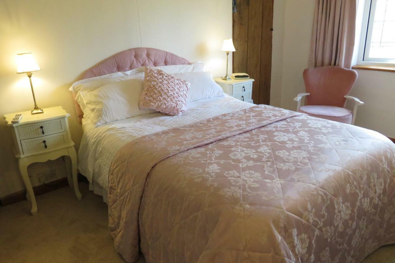 Bed and Breakfast Corner Farm Кру Экстерьер фото